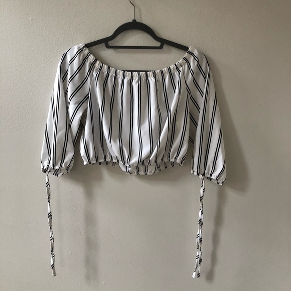 White & Black Striped Crop Top (M) - Picture 2 of 4